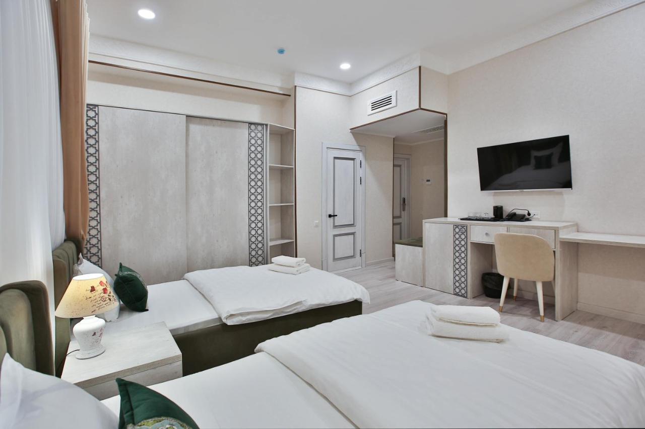 Asian Plaza Hotel Bukhara Exterior photo